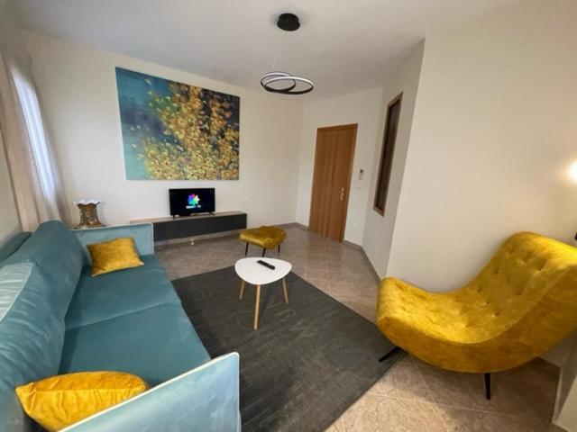 Evendum Central Apartment 1 Тирана Екстер'єр фото